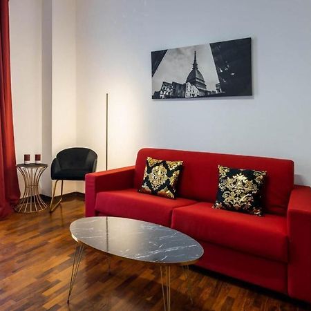 Porta Nuova Centro Elegante Suite Con Wifi 토리노 외부 사진