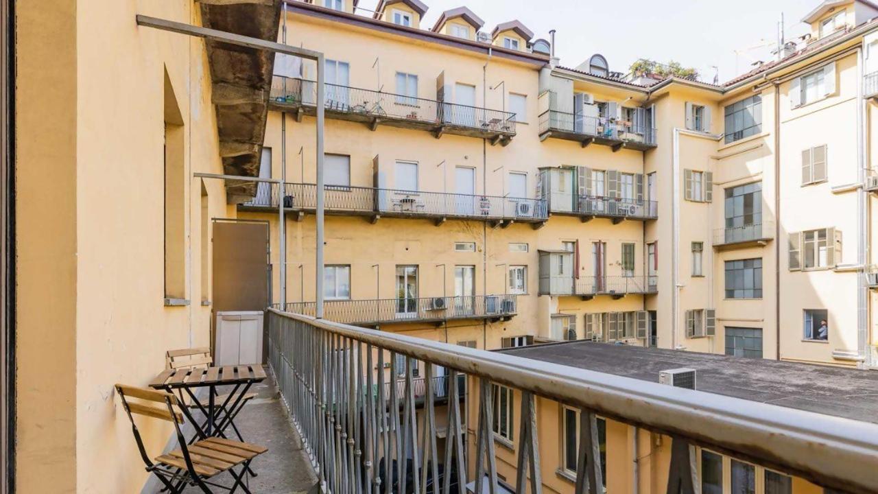 Porta Nuova Centro Elegante Suite Con Wifi 토리노 외부 사진