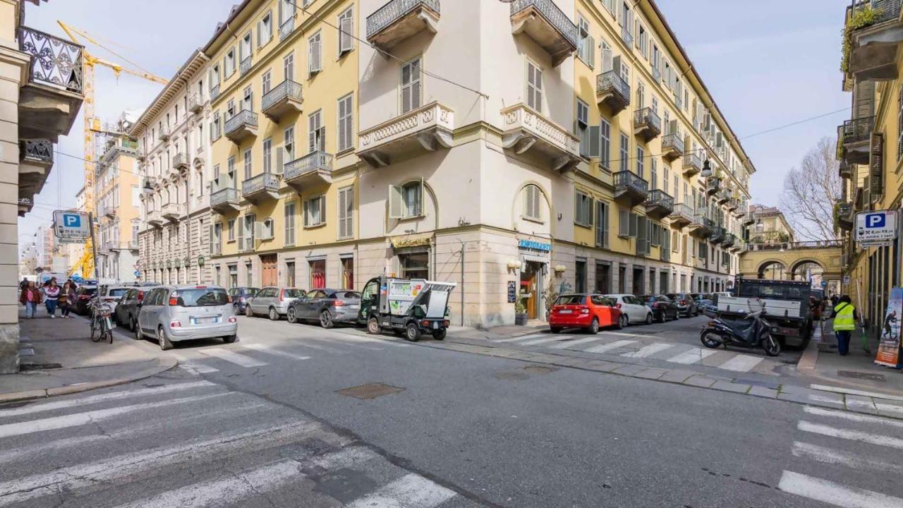 Porta Nuova Centro Elegante Suite Con Wifi 토리노 외부 사진